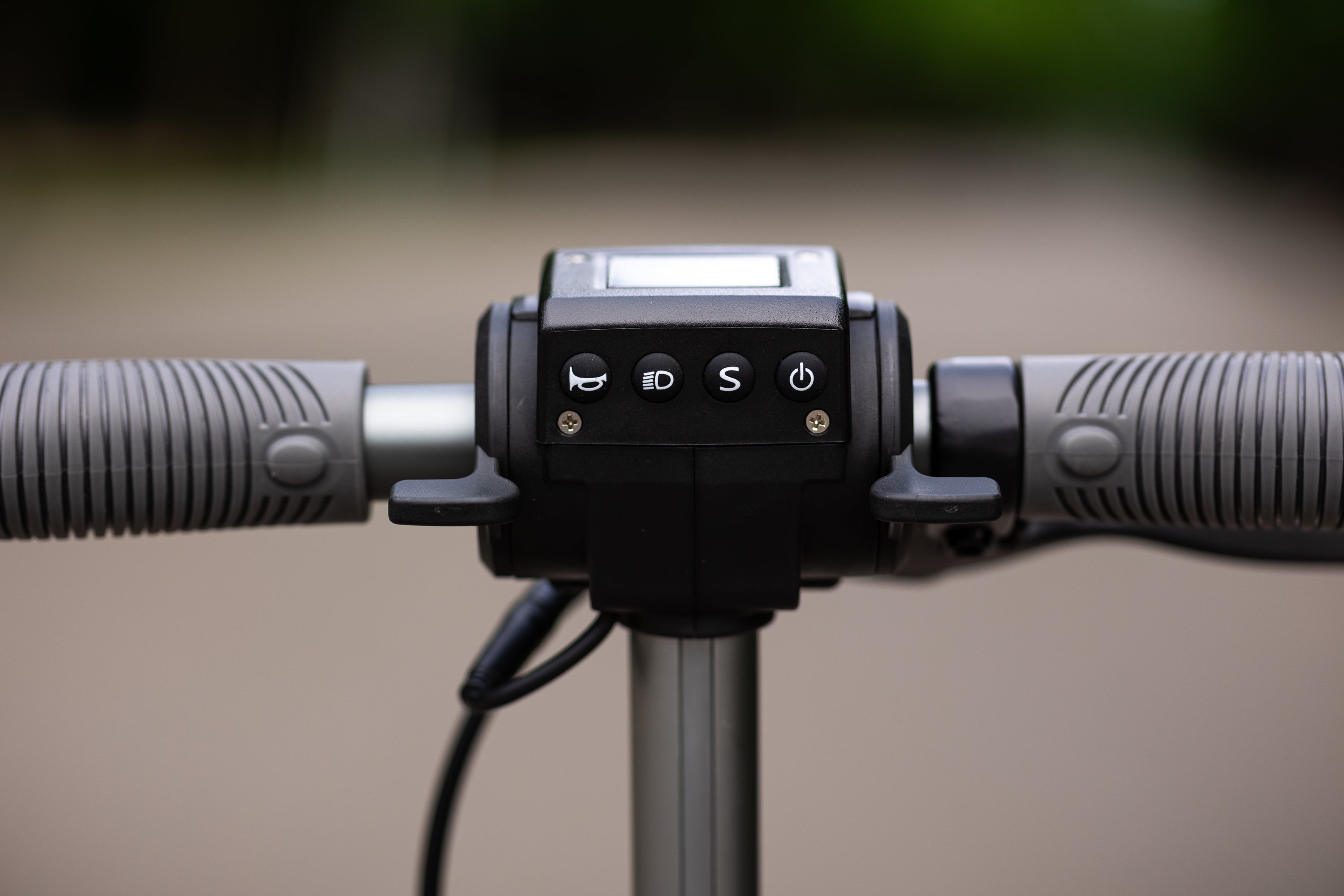 Throttle and brake lever set